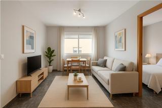 Appartement à Carolinas Altas. Primera planta con patio en carolinas altas