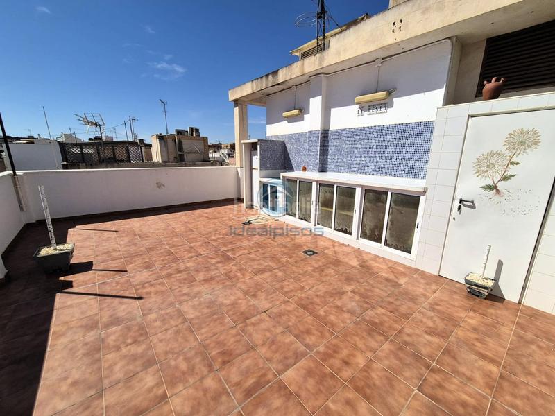 Foto 3f0ca3bd-6bae-4ece-929c-15351e2e446c. Àtic a Florida Baja Alicante