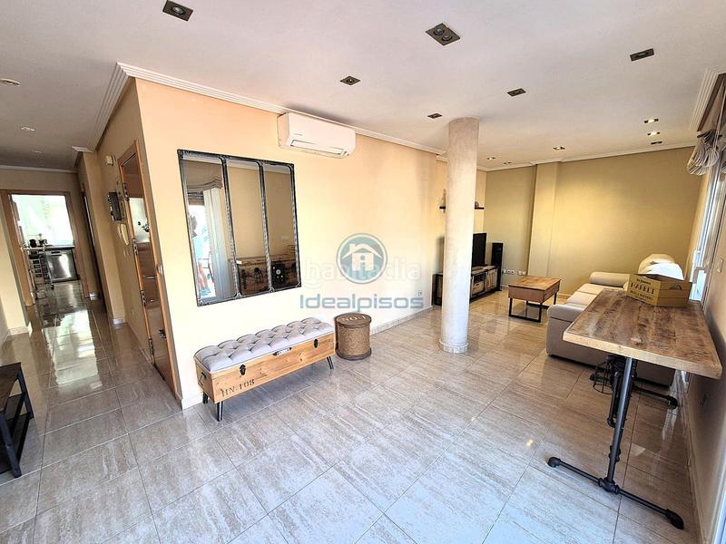 Foto 57c9fac5-20d3-4724-8b50-a82233770626. Àtic a Florida Baja Alicante