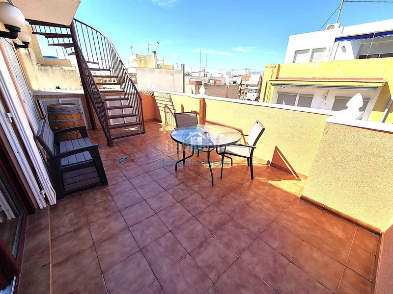 Foto 1958e7af-8b28-493b-b734-af8973cc3599. Àtic a Florida Baja Alicante