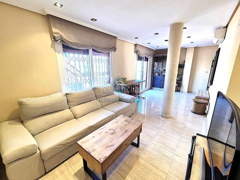 Foto 24c954f3-b6c4-467d-8f6c-ce3b8d0a1441. Àtic a Florida Baja Alicante