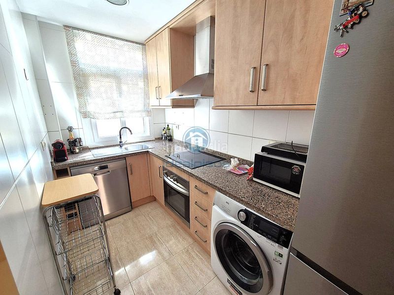 Foto 2d756cbe-3da2-42af-bc97-e1acfe09bcf2. Àtic a Florida Baja Alicante