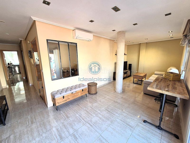 Foto 57c9fac5-20d3-4724-8b50-a82233770626. Àtic a Florida Baja Alicante