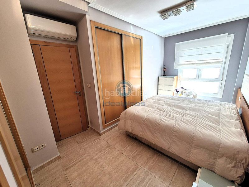 Foto 8a4984ab-f6a4-4e71-a8ab-b20462b1d4a9. Àtic a Florida Baja Alicante