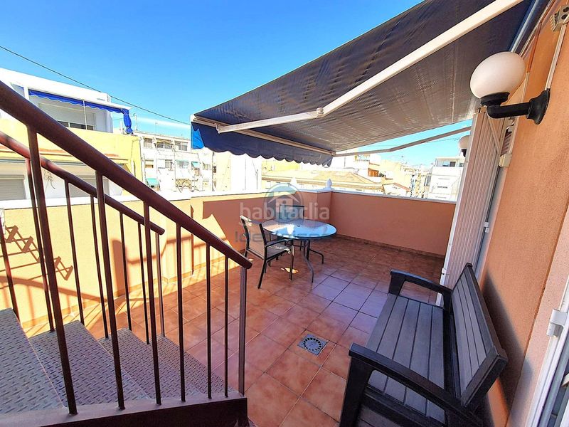 Foto 8e694275-2a41-4dd4-b1a9-5239c736c4b7. Àtic a Florida Baja Alicante