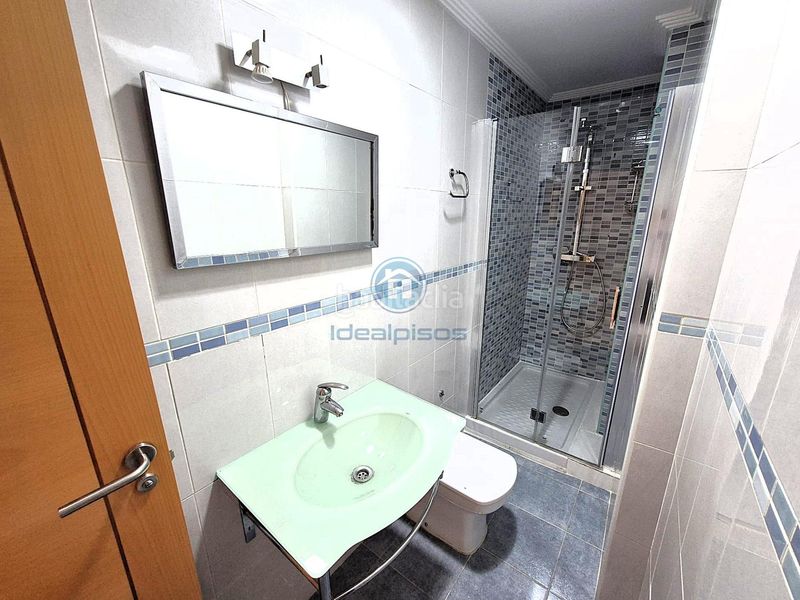 Foto facb7c33-a933-4011-87ad-1a47de070332. Àtic a Florida Baja Alicante