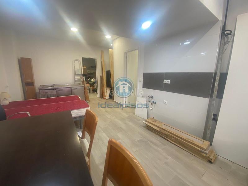 Foto 47d7ec1f-f567-436c-891b-f8843ad93dbb. Local comercial a Carolinas Altas Alicante