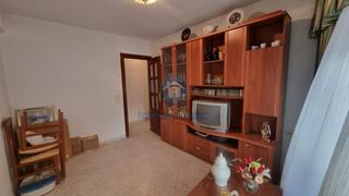 Appartement à Carolinas Altas. Entreplanta con ascensor y patio en carolinas altas