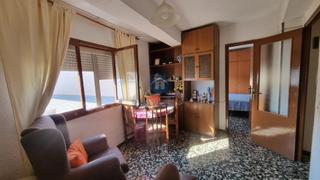 Pis en Carolinas Altas. Cuarto con ascensor en carolinas altas