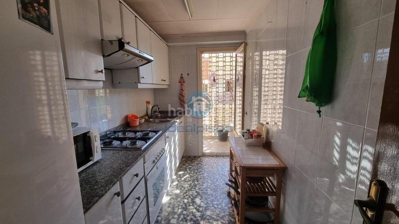 Foto 9f1780f4-4b1e-4eba-9fca-6f5a4eb4840a. Pis a Carolinas Altas Alicante