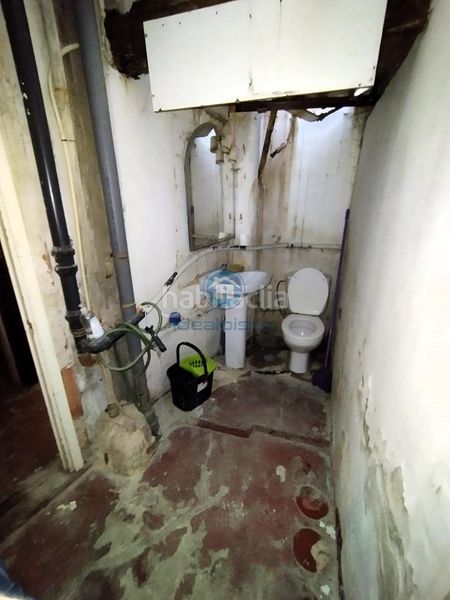 Foto a95dd84e-c731-4a86-b2de-fdc8152bada7. Local comercial a Campoamor Alicante