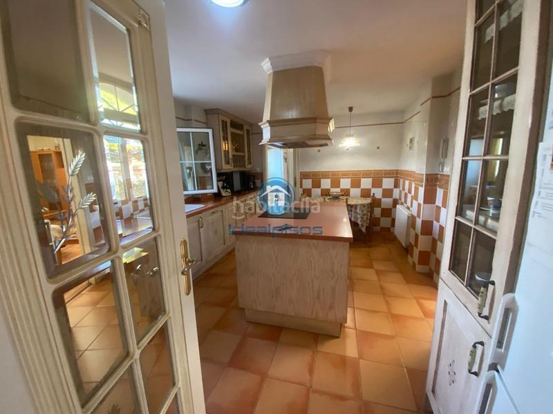 Foto 09e2eb6e-c403-4da3-8d42-17bd4e5805f3. Chalet avec chauffage parking piscine dans Los Girasoles Sant Vicent del Raspeig