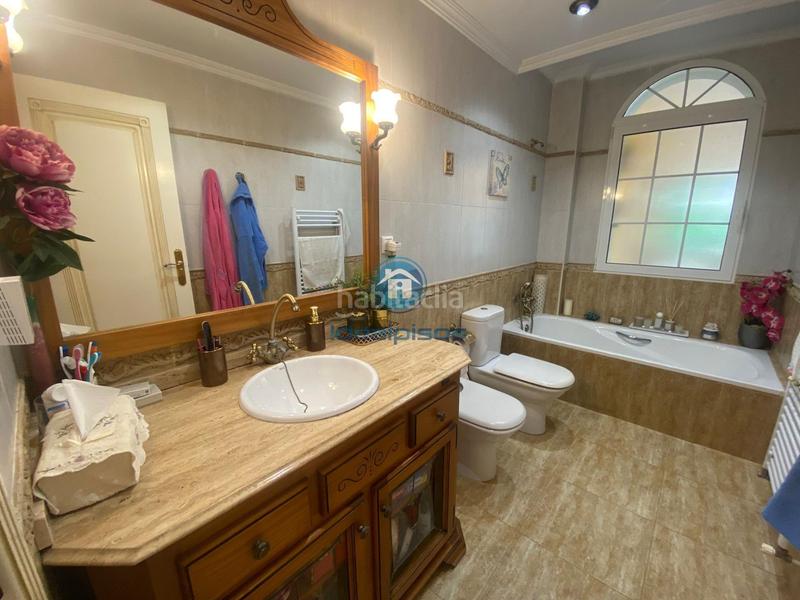 Foto 2857d558-fa2e-44f6-a934-526d9099ca2c. Chalet avec chauffage parking piscine dans Los Girasoles Sant Vicent del Raspeig