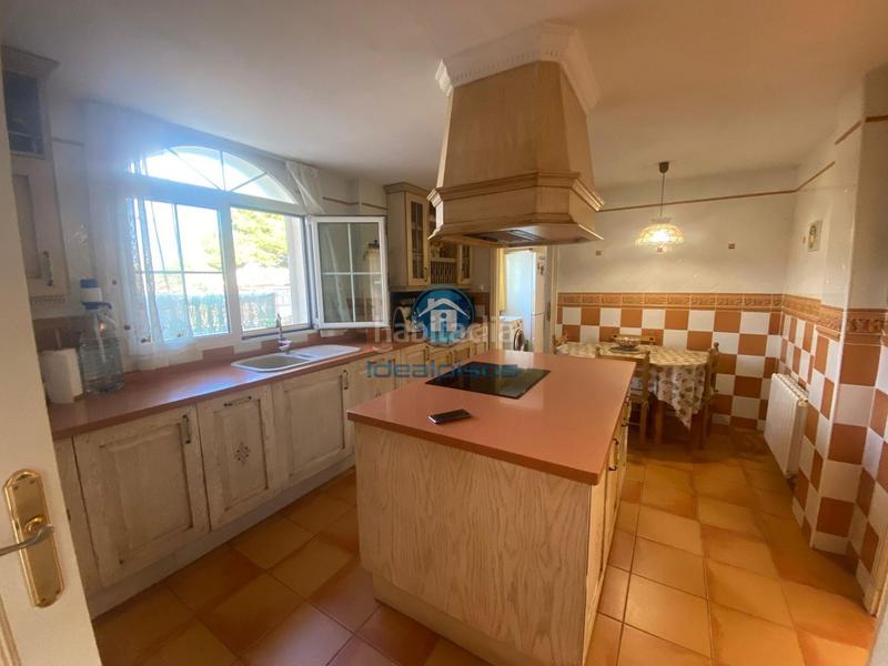 Foto 421d52d9-0935-4216-b4eb-409ef6b2602c. Chalet avec chauffage parking piscine dans Los Girasoles Sant Vicent del Raspeig