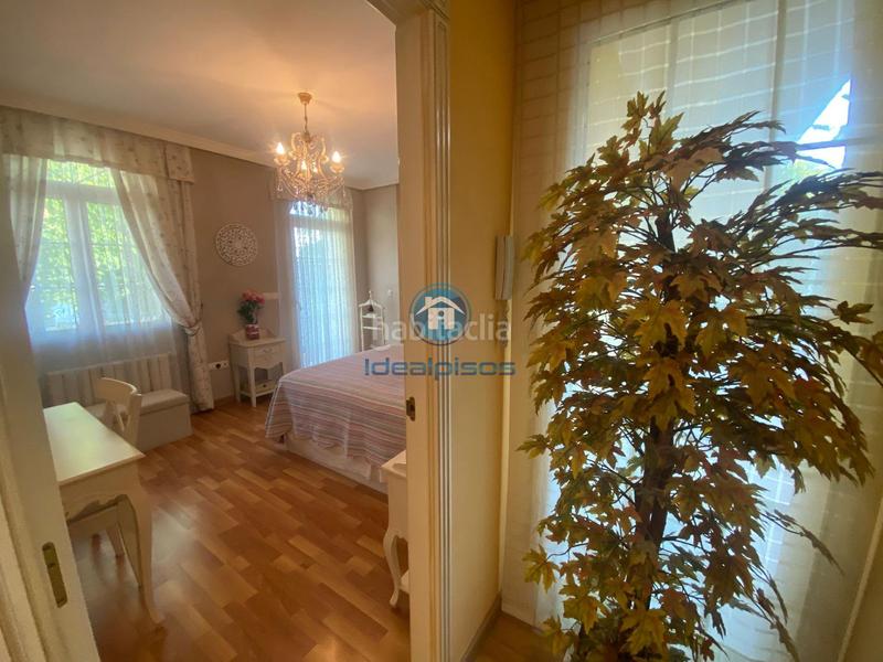 Foto 4e4fb5e7-b7f2-432e-9d15-610f25a69442. Chalet avec chauffage parking piscine dans Los Girasoles Sant Vicent del Raspeig