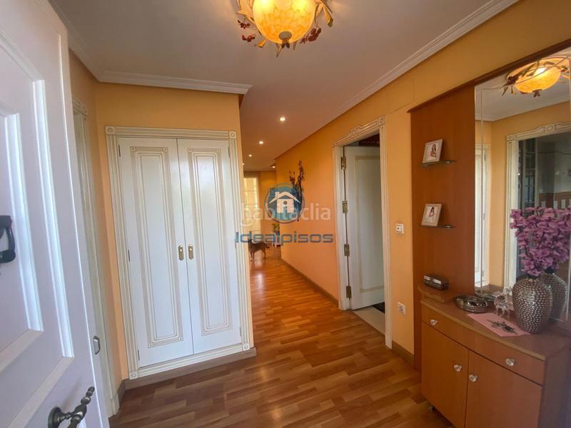 Foto a4b5136e-3a53-48cb-bdcb-ff029e0c3612. Chalet avec chauffage parking piscine dans Los Girasoles Sant Vicent del Raspeig