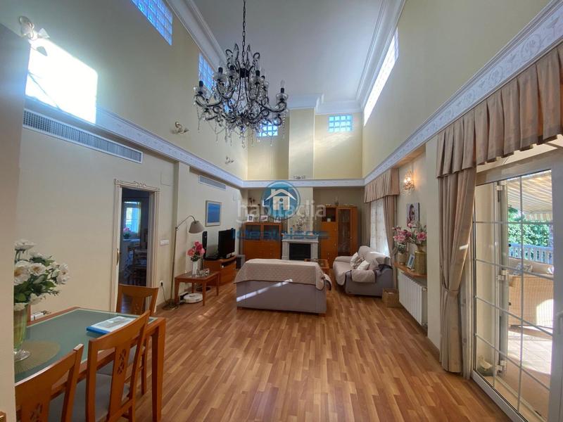 Foto a570b1bd-57e3-4397-8508-31f454d976c8. Chalet avec chauffage parking piscine dans Los Girasoles Sant Vicent del Raspeig