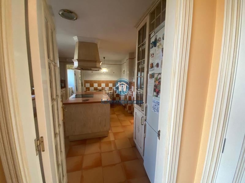 Foto bee295e1-b27a-426a-8a61-6678aabb1a25. Chalet avec chauffage parking piscine dans Los Girasoles Sant Vicent del Raspeig