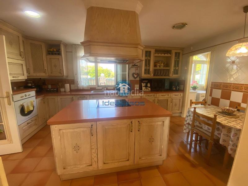 Foto c4498bf5-4a09-4ec9-b92e-f47ec855b6c4. Chalet avec chauffage parking piscine dans Los Girasoles Sant Vicent del Raspeig