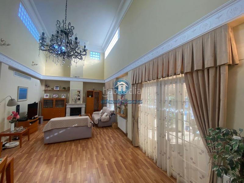 Foto d67e16d3-650c-49c5-9b66-1d72fa2506ab. Chalet avec chauffage parking piscine dans Los Girasoles Sant Vicent del Raspeig