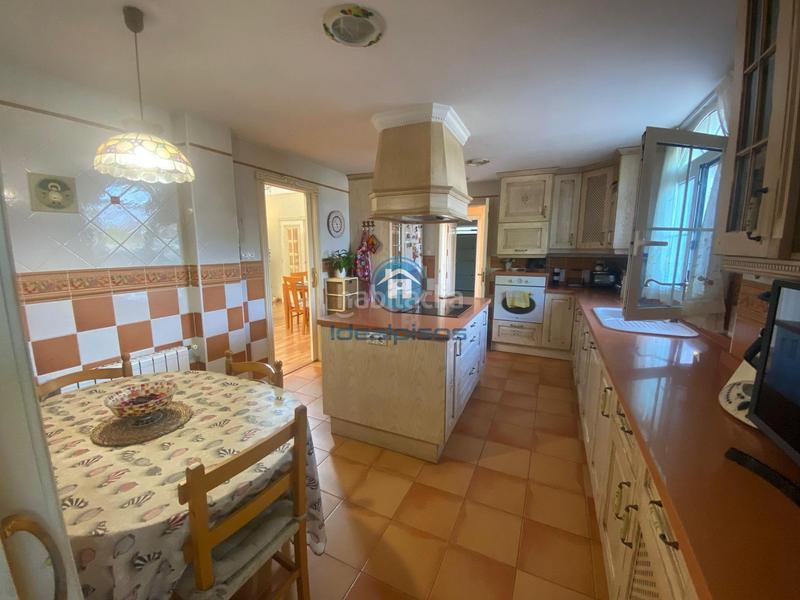 Foto eaa04d17-0a76-4b13-bb8c-44cce5095280. Chalet avec chauffage parking piscine dans Los Girasoles Sant Vicent del Raspeig