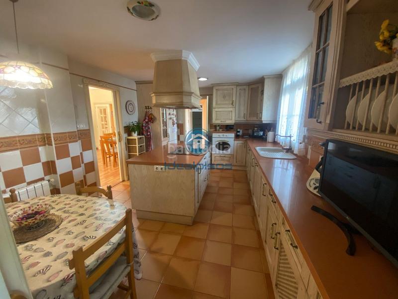 Foto fd23d78a-5f79-4012-bbce-a59cda4e384f. Chalet avec chauffage parking piscine dans Los Girasoles Sant Vicent del Raspeig