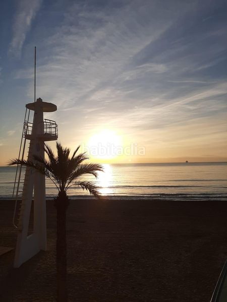Foto 3bf895a1-d23b-4f41-a0e8-3d54502a5e53. Estudi amb aparcament a Goteta Alicante