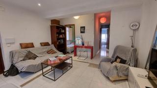 Appartamento in Carolinas Altas. Primera planta sin ascensor en carolinas altas