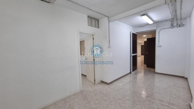 Foto ad488146-6255-4c55-ac7c-3647c0d01bcf. Alquiler local comercial local en alquiler junto a padre esplá en Alicante