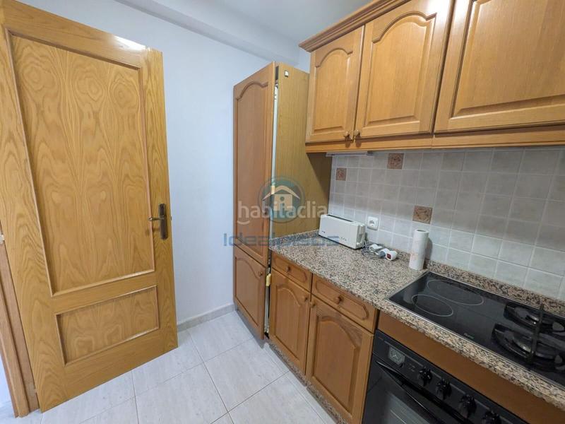 Foto 0f70f3f4-8d49-4c6a-b57b-57cb7dfb34e5. Piso sexta planta reformada en los miradores en Juan XXIII Alicante