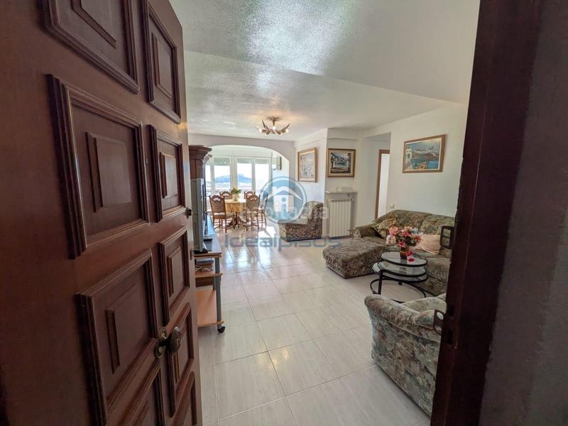 Foto 168528b0-63b4-46db-bd61-ffb9dbb9f040. Piso sexta planta reformada en los miradores en Juan XXIII Alicante