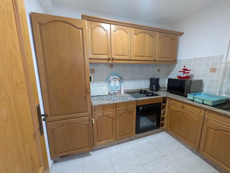 Foto 1d12d36b-1fc5-405e-abd2-06d699981167. Piso sexta planta reformada en los miradores en Juan XXIII Alicante