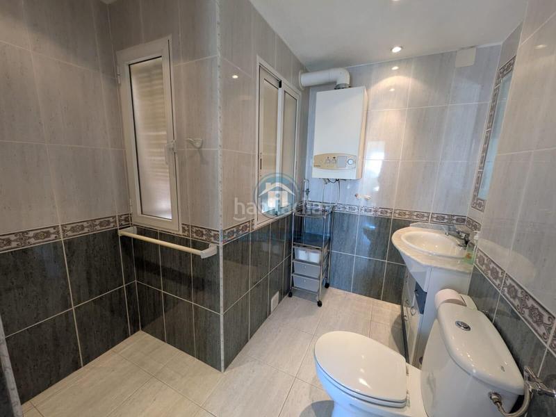 Foto 75442e74-24cd-4ffe-bc0d-373d413e75cb. Piso sexta planta reformada en los miradores en Juan XXIII Alicante