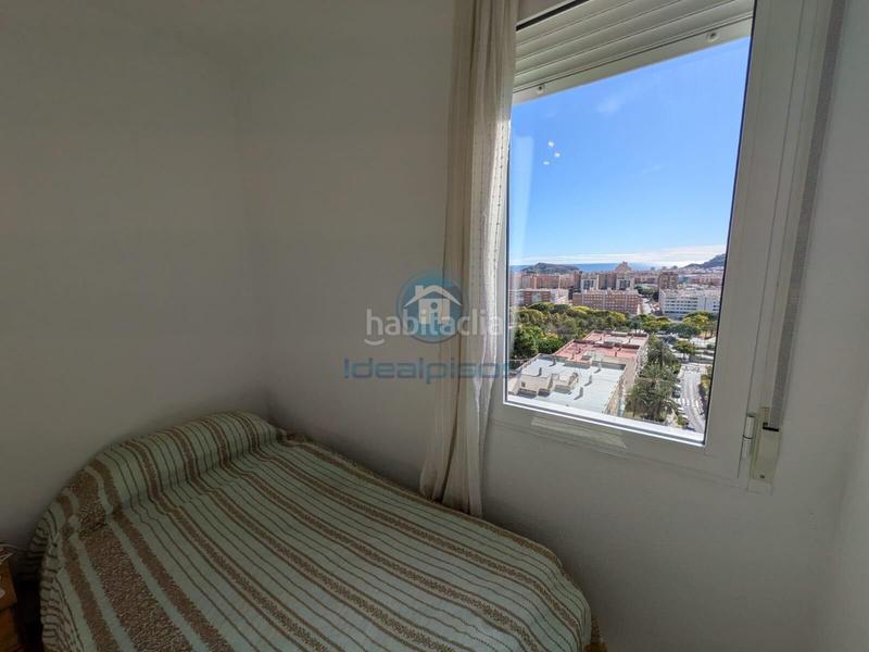 Foto f67c34de-19e7-4c0b-a805-547d96f81392. Piso sexta planta reformada en los miradores en Juan XXIII Alicante