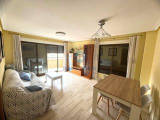 Rent Flat in Garbinet - Parque de las Avenidas. Vivienda en alquiler con piscina, garaje y terraza en vistahermo
