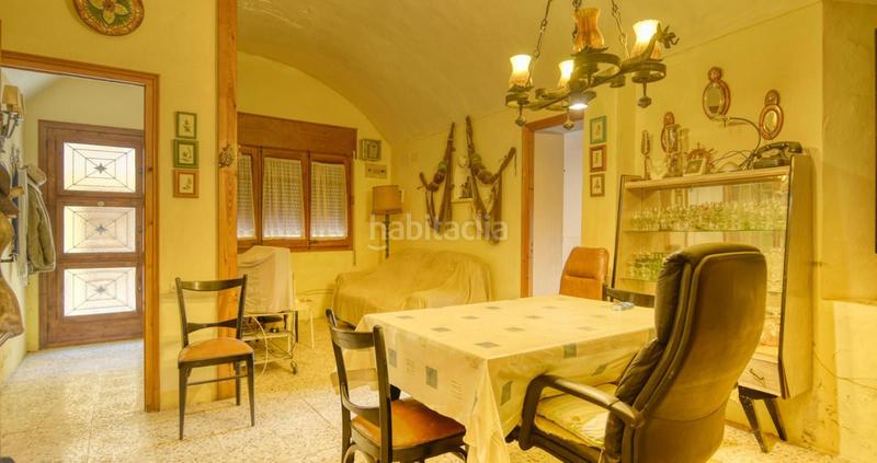 Foto f53dc976-363a-4ebd-92d1-f12e6dce4f94. Casa céntrica casa de pueblo del siglo xix, rústica, en Begur