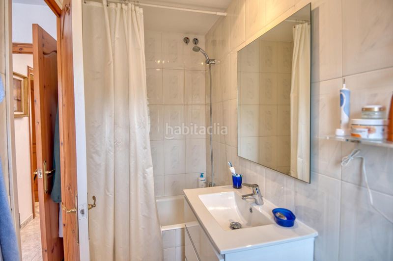 Foto baa93c99-3c0a-4c24-8a1c-1adbf0a0b0d0. Casa amb calefacció aparcament a Tamariu