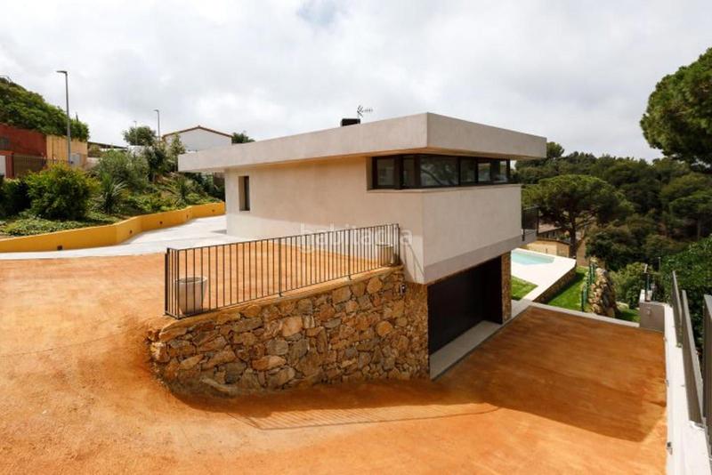 Foto 04a54e92-1c56-445f-aa20-a73b28500fe7. Chalet exclusiva villa de diseño con jardín paisajístico, piscina y vistas espectaculares en la costa brava en Begur
