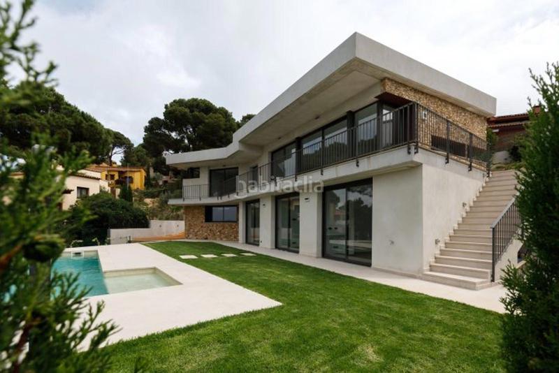Foto 0f702420-8ae5-4185-a5fa-709bd2741891. Chalet exclusiva villa de diseño con jardín paisajístico, piscina y vistas espectaculares en la costa brava en Begur