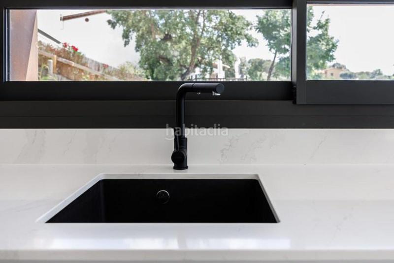 Foto 263b7789-f5c3-4d47-be75-c8bc794f63da. Chalet exclusiva villa de diseño con jardín paisajístico, piscina y vistas espectaculares en la costa brava en Begur