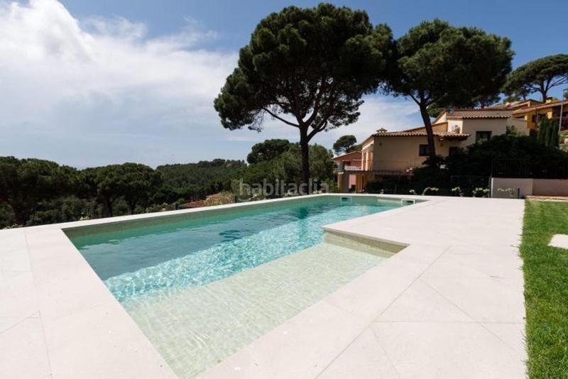 Foto 6e98f1be-e6c0-4d34-9958-b1c1076358cf. Chalet exclusiva villa de diseño con jardín paisajístico, piscina y vistas espectaculares en la costa brava en Begur