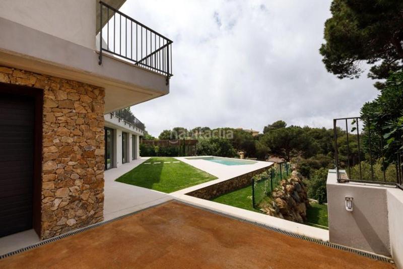 Foto 71ecc10e-76c9-4f01-9ae8-0fe87e672732. Chalet exclusiva villa de diseño con jardín paisajístico, piscina y vistas espectaculares en la costa brava en Begur