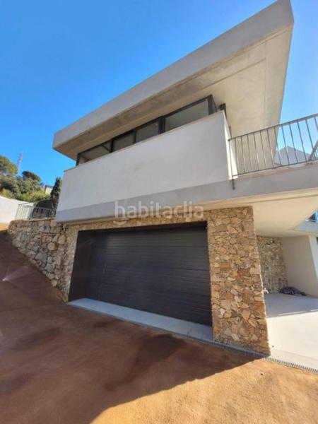 Foto a0ff1337-4f78-49cc-b2ae-b556ea6d54ec. Chalet exclusiva villa de diseño con jardín paisajístico, piscina y vistas espectaculares en la costa brava en Begur