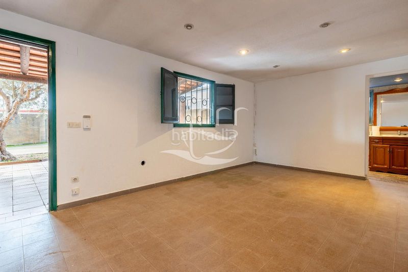 Foto 42b8d1a8-db61-447e-bc18-8b7898b63901. Casa amb aparcament piscina a Mont-ras