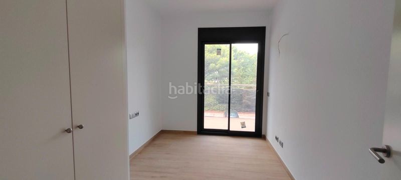 Foto 4633da63-71e6-4246-b8aa-0d33292e7cf3. Pis amb calefacció aparcament piscina a platja de Pals Pals
