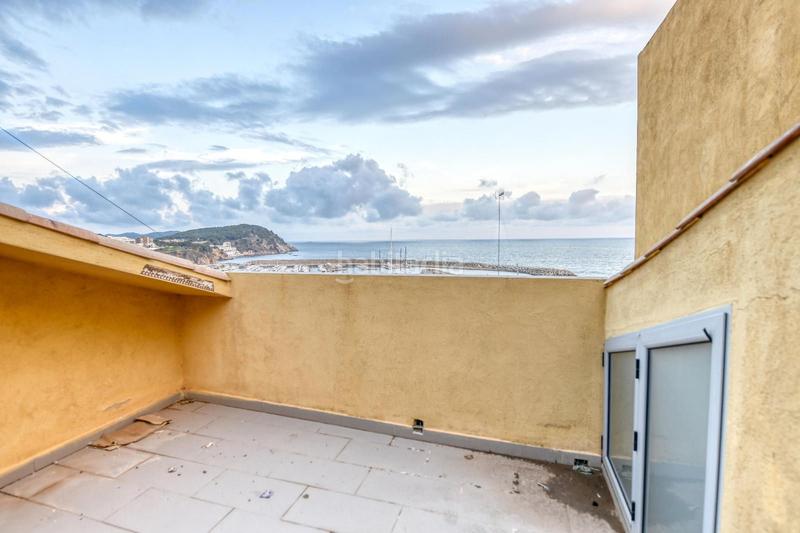 Foto a4b3f3f9-097b-4018-a5bf-eb799669e343. Duplex in Población de Arroyo