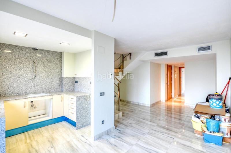 Foto b954f9d6-98b2-41d2-94d6-42e5125e0ce0. Duplex in Población de Arroyo