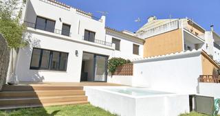 Maison à Centre. Encantadora casa de pueblo a pocos minutos de port marina de pal