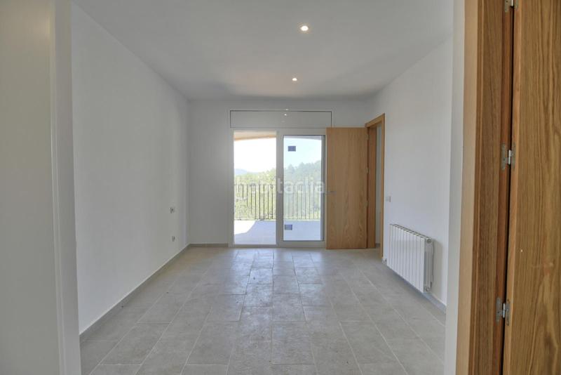 Foto 81481889-4394-4bdb-ac54-df4e6dfb1800. Chalet  independiente de nueva construcción con increibles vistas panoramicas en Begur