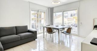 Pis a Sant Antoni. Luminoso piso en segunda lnea en sant antoni de calonge